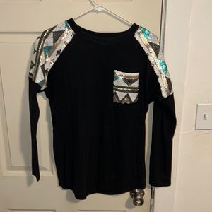 Black long sleeve sequin pattern tshirt